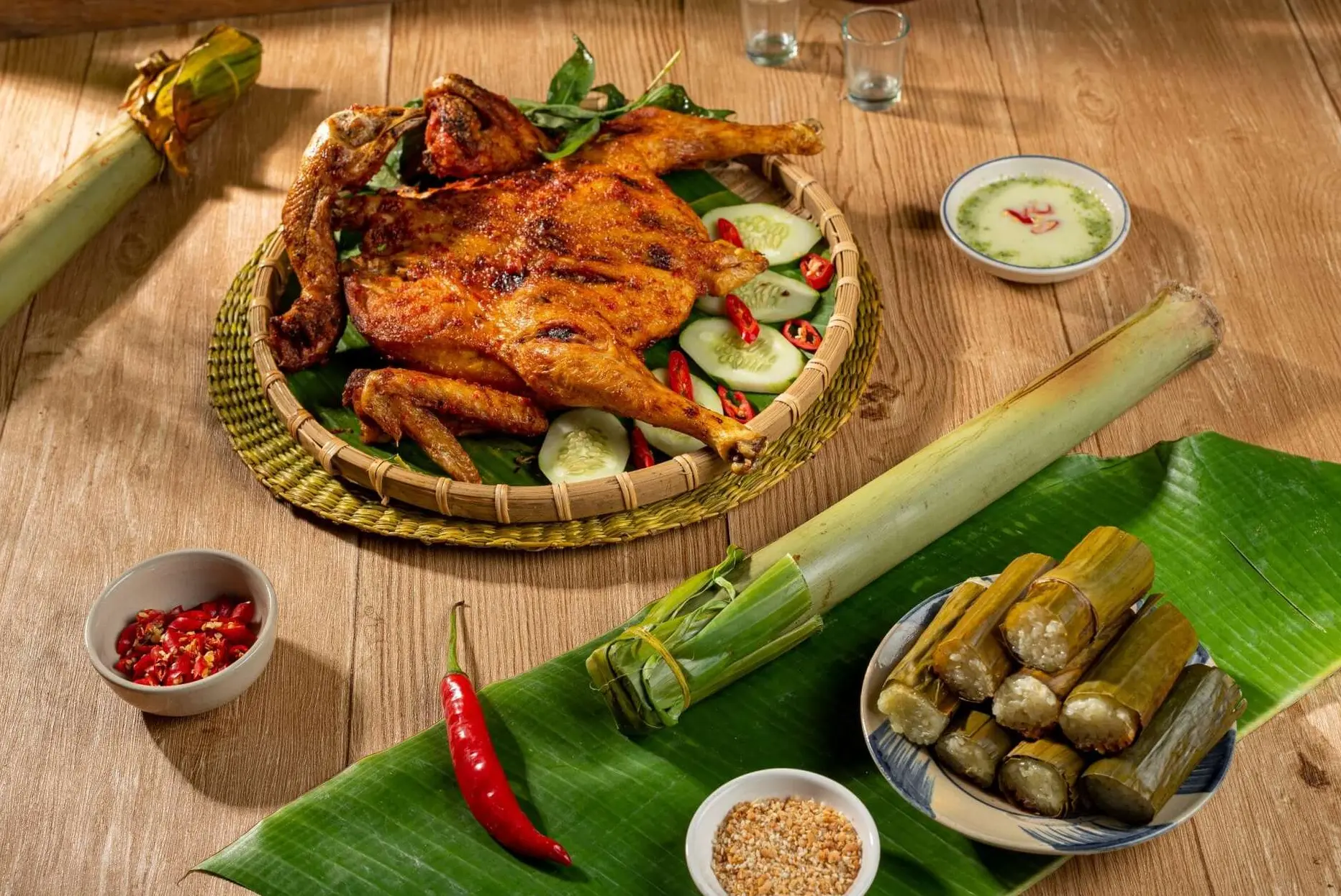 ga nuong com lam