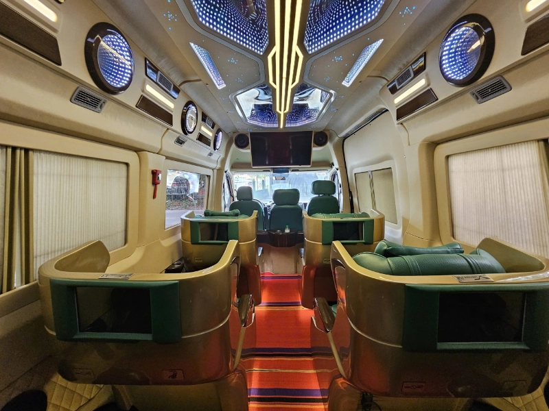 noi that xe limousine 9 cho