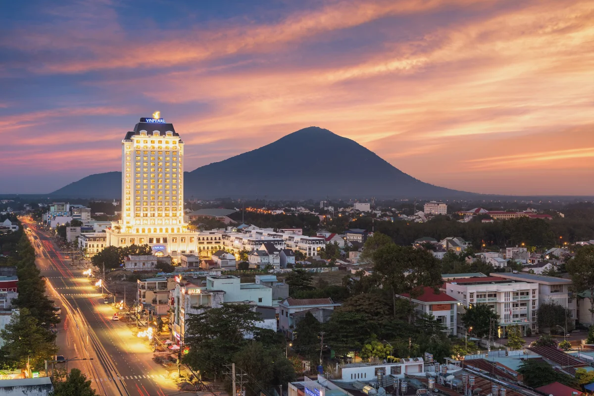 trung tam tinh tay ninh