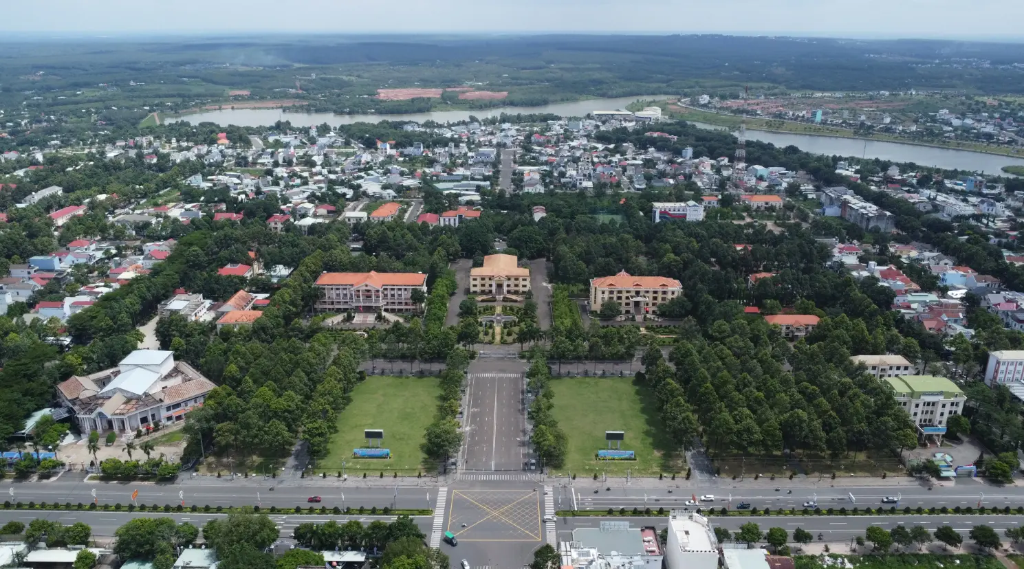 thue xe den binh phuoc