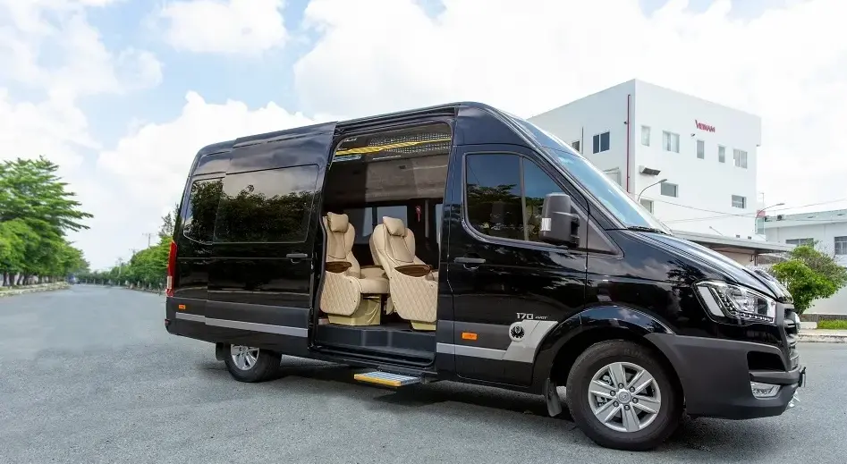 thue xe limousine long xuyen tphcm