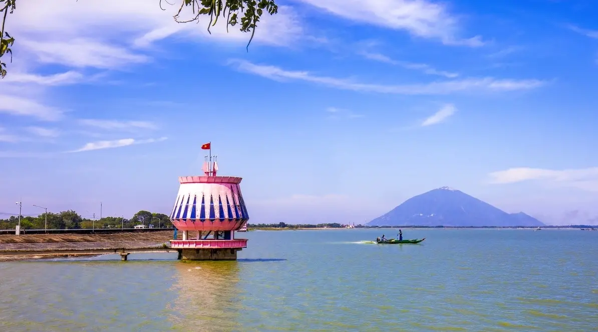 ho dau tieng