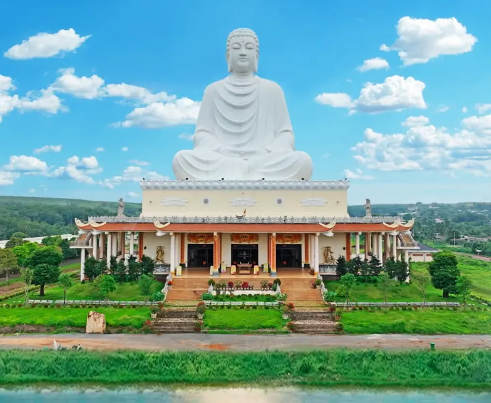 tuong phat thich ca mau ni binh long